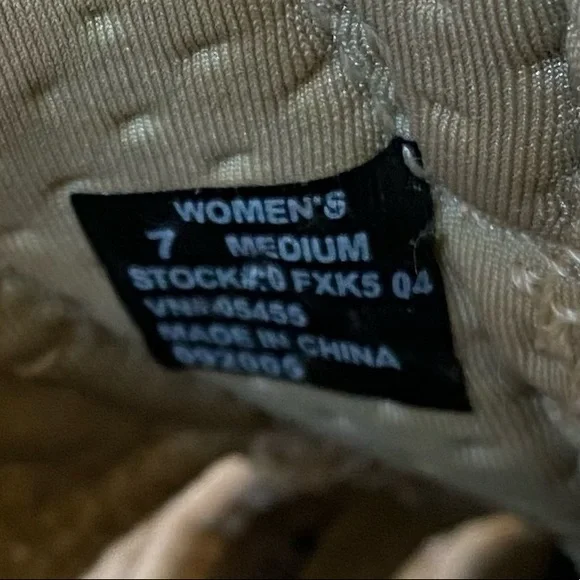 LL BEAN SHOES/ LL BEAN WOMENS HIKING SANDALS/ COLOR LIGHT BROWN/ SIZE 7M - Picture 5 of 7